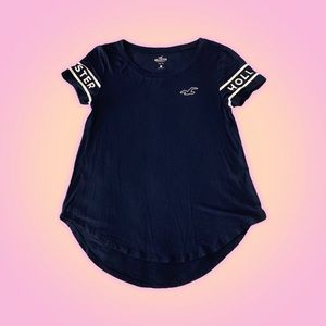 SOLD | ⭐️ Hollister Navy Blue Lightweight Tee ⭐️
